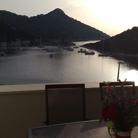 Apartment Zaklopatica Lastovo Zewnętrze zdjęcie
