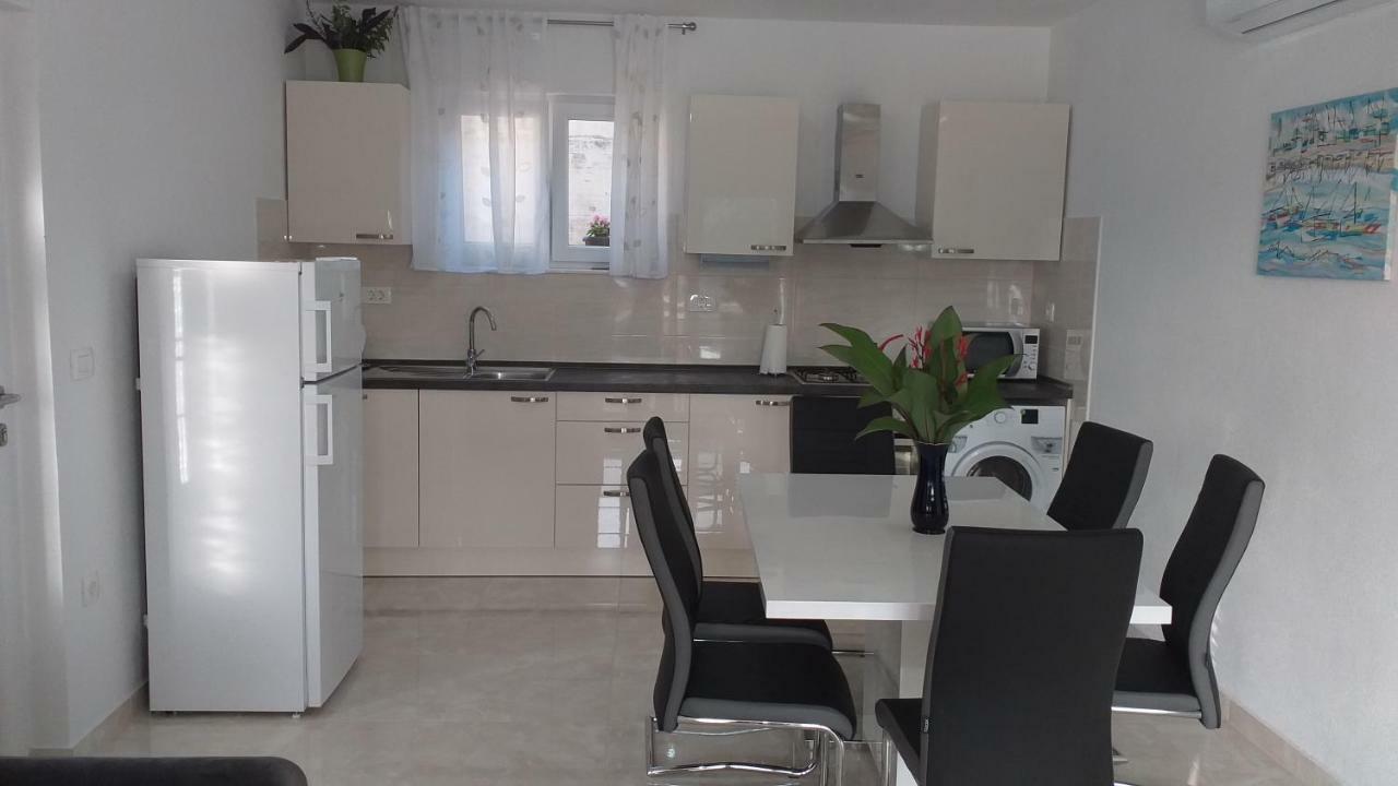 Apartment Zaklopatica Lastovo Zewnętrze zdjęcie
