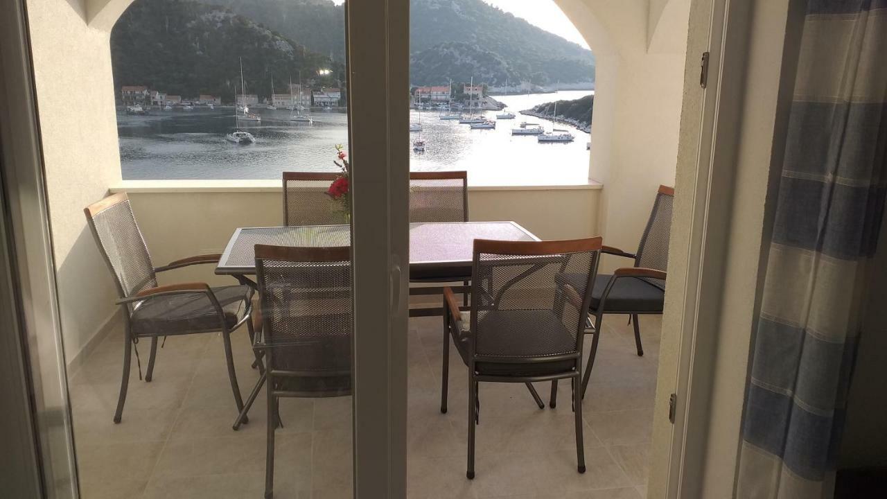 Apartment Zaklopatica Lastovo Zewnętrze zdjęcie
