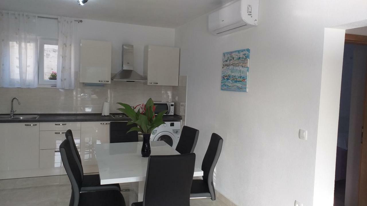 Apartment Zaklopatica Lastovo Zewnętrze zdjęcie
