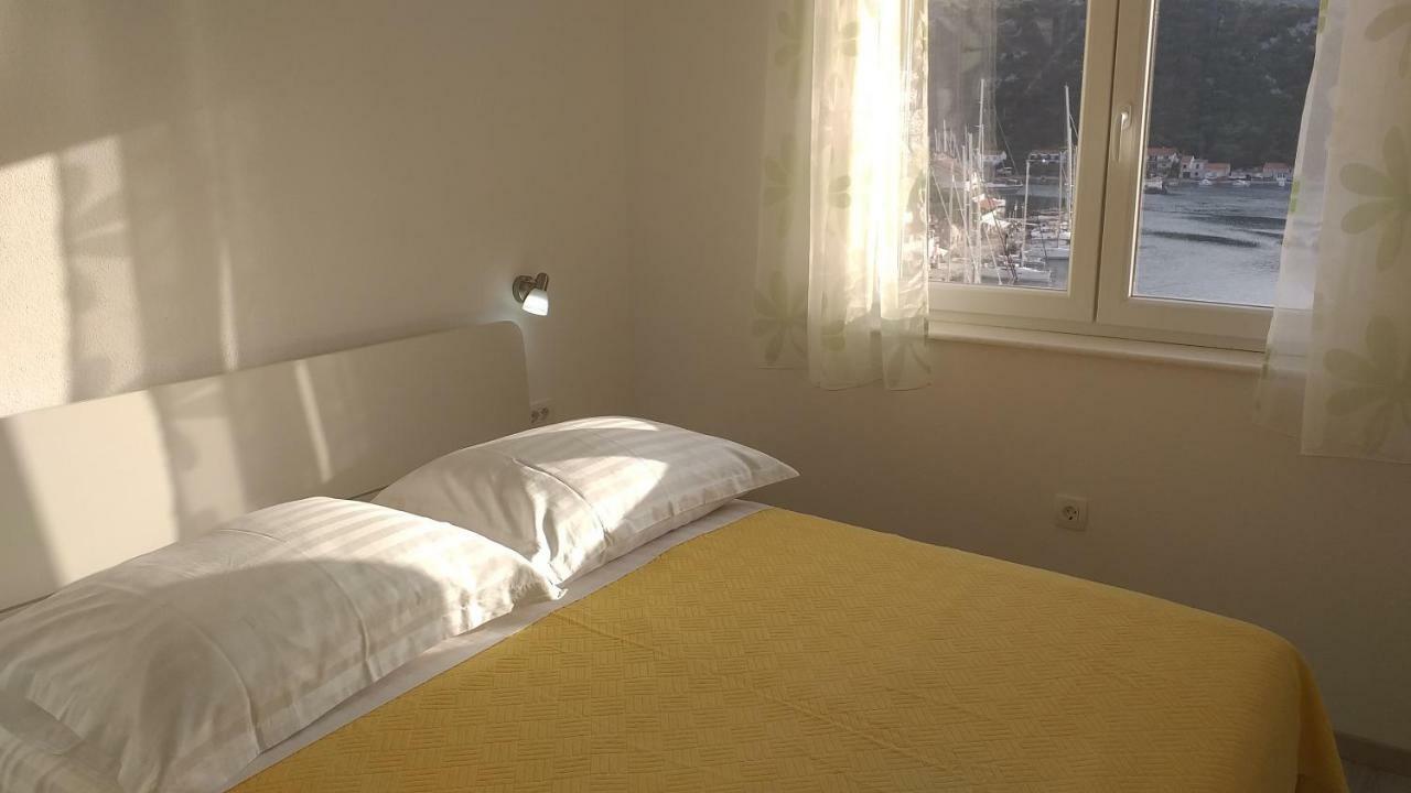 Apartment Zaklopatica Lastovo Zewnętrze zdjęcie