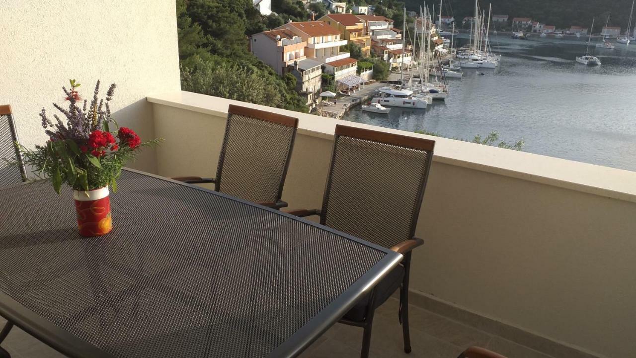 Apartment Zaklopatica Lastovo Zewnętrze zdjęcie